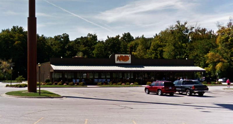 Cracker Barrel - Bridgeport - 6450 Dixie Hwy (newer photo)